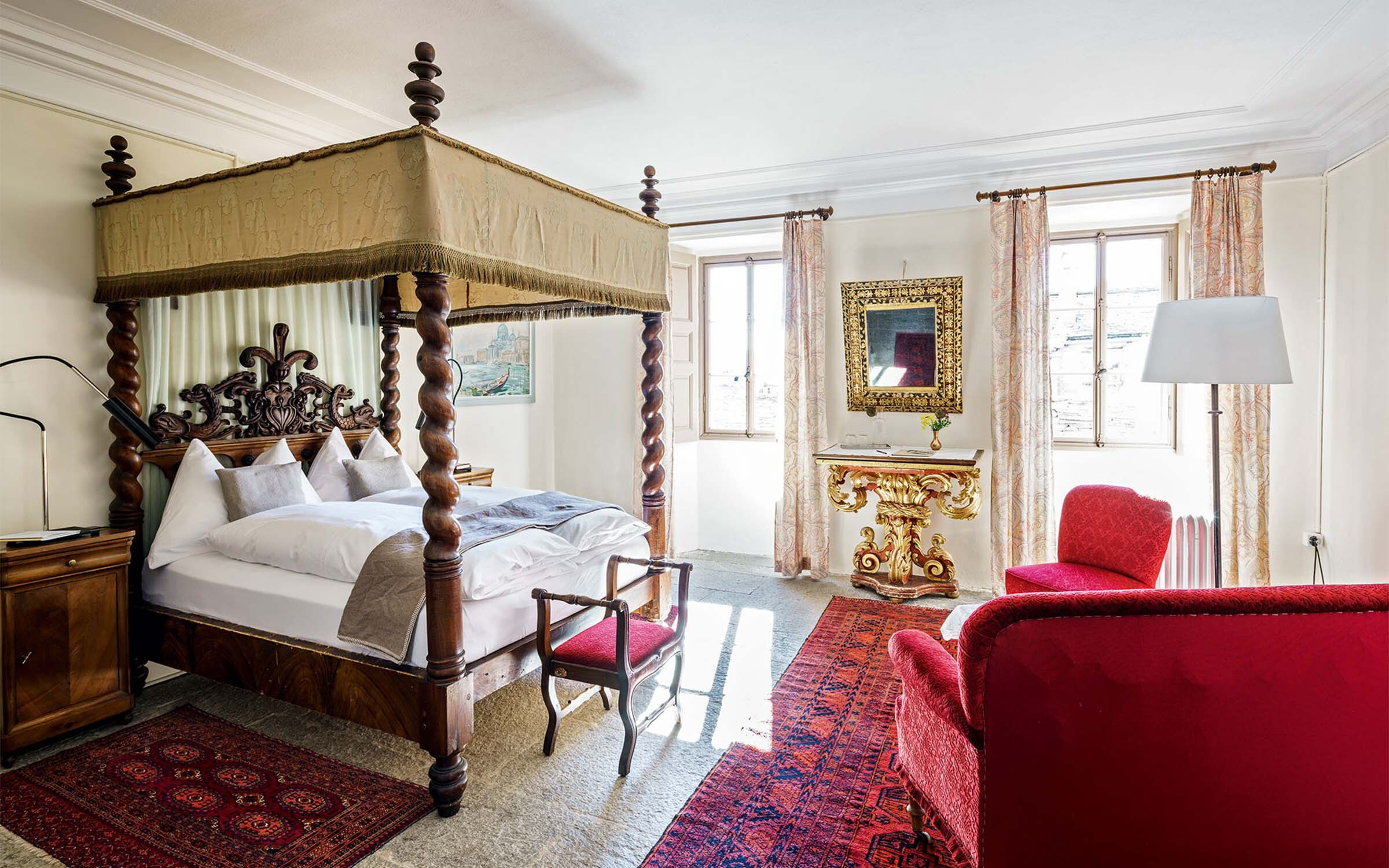 Zimmer swiss historic hotels 03