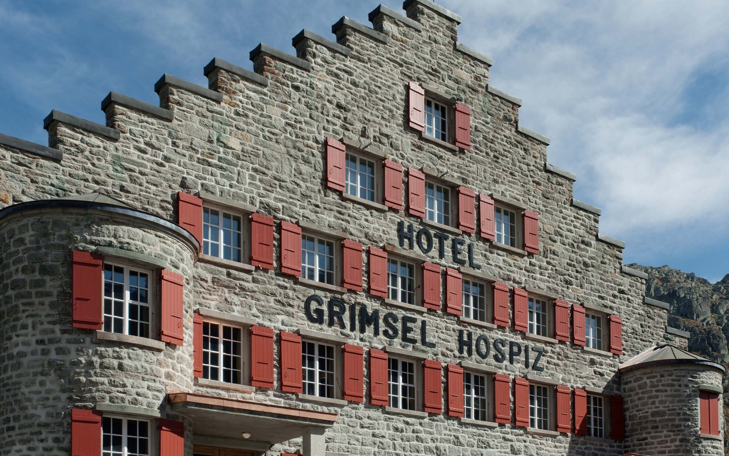 Portrait grimsel hospiz guttannen swiss historic hotels 01