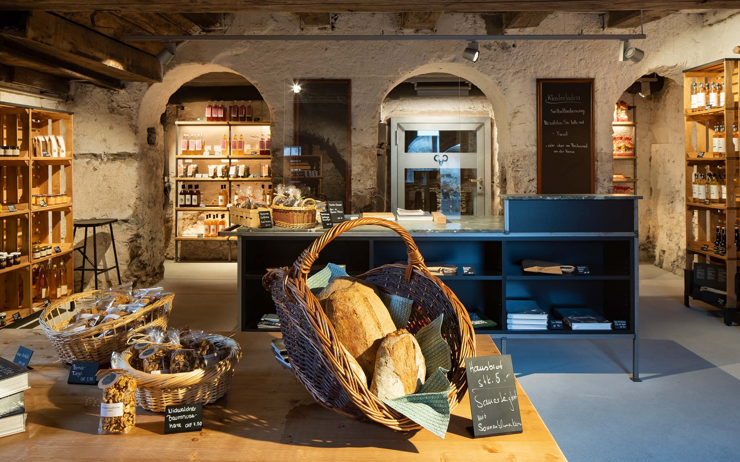 Portrtait culinarium alpinum stans swiss historic hotels 06