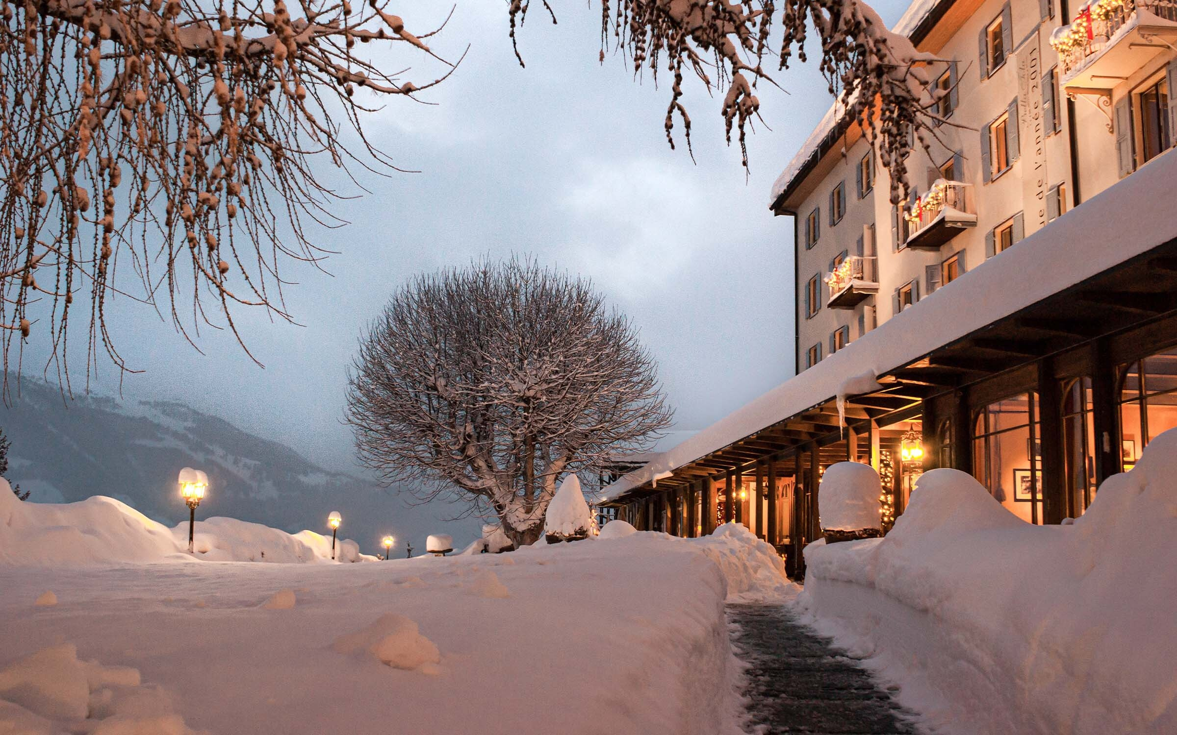 Portrait hotel bella tola st luc swiss historic hotels 03