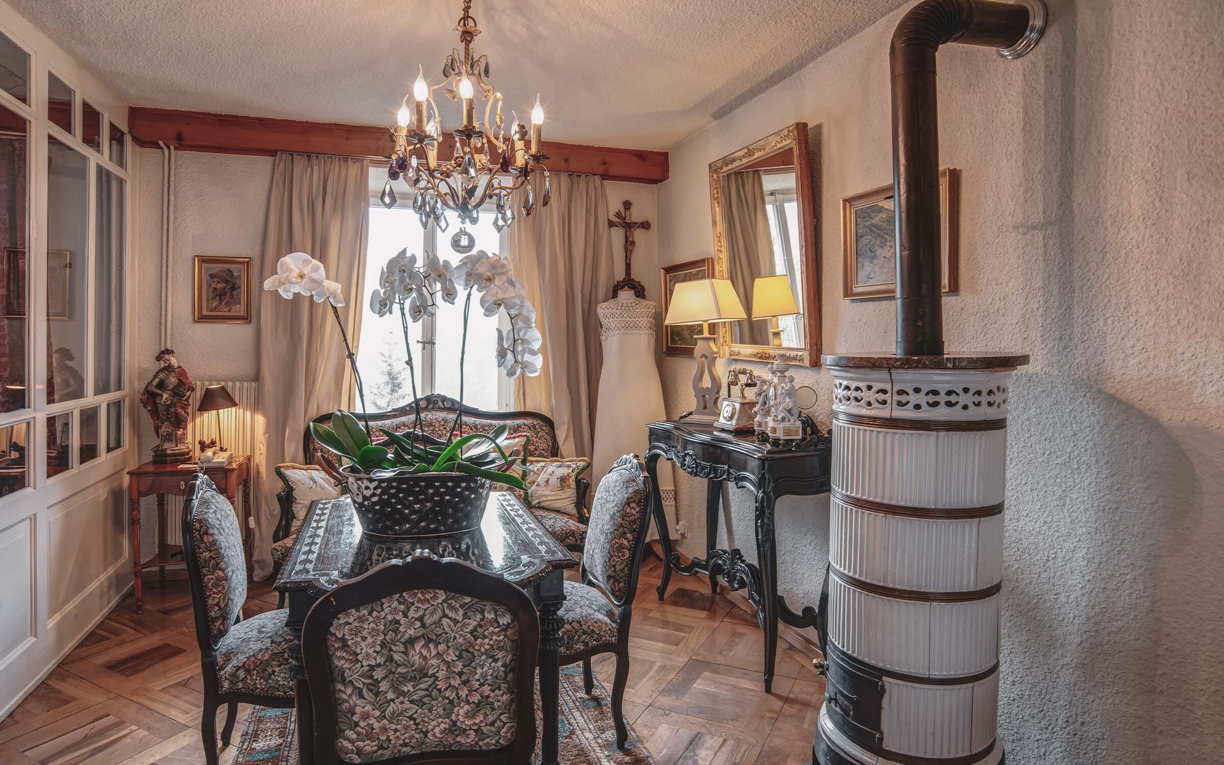 Portrait hotel bella tola st luc swiss historic hotels 07