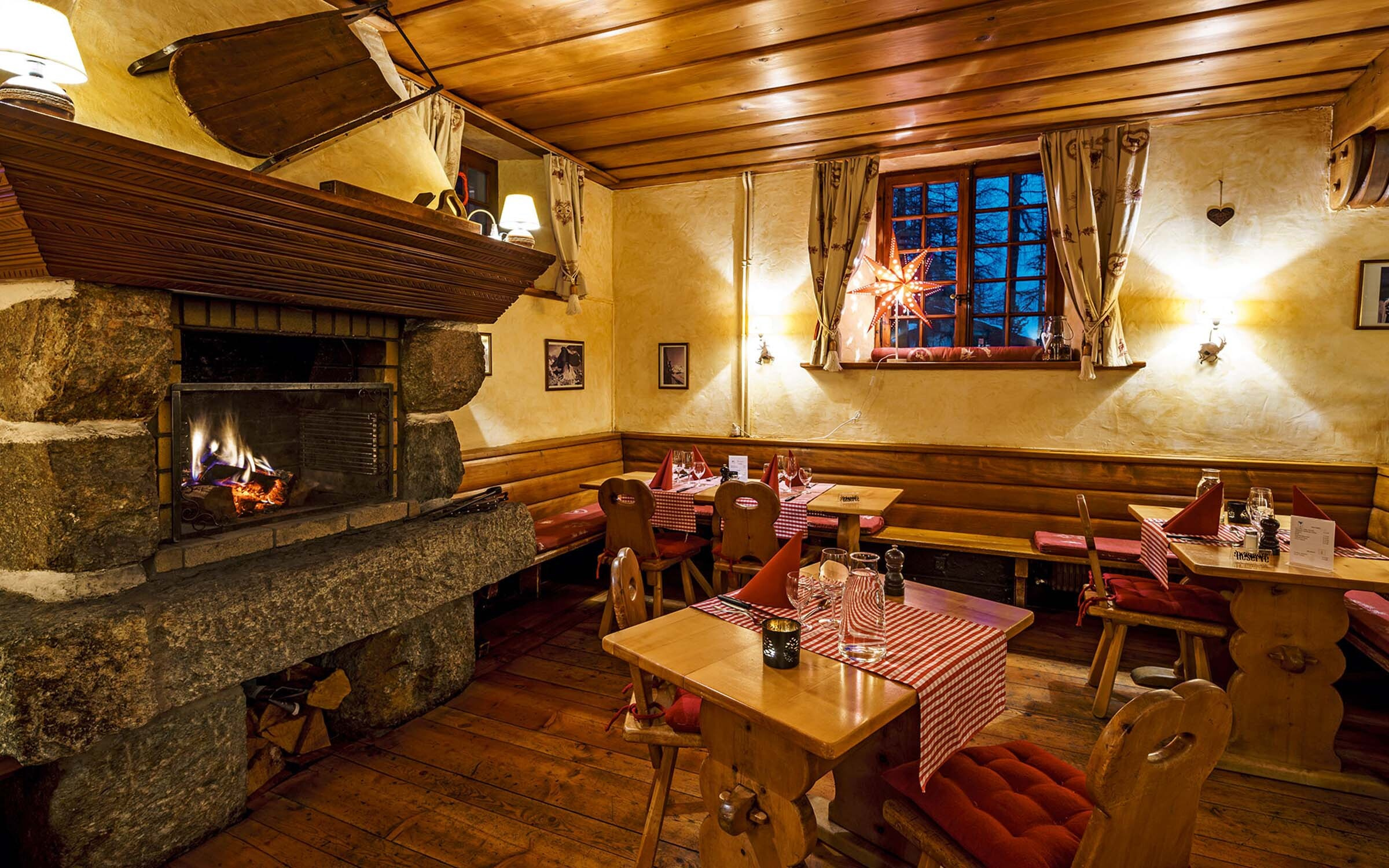 Portrait grand hotel et kurhaus arolla swiss historic hotels 01