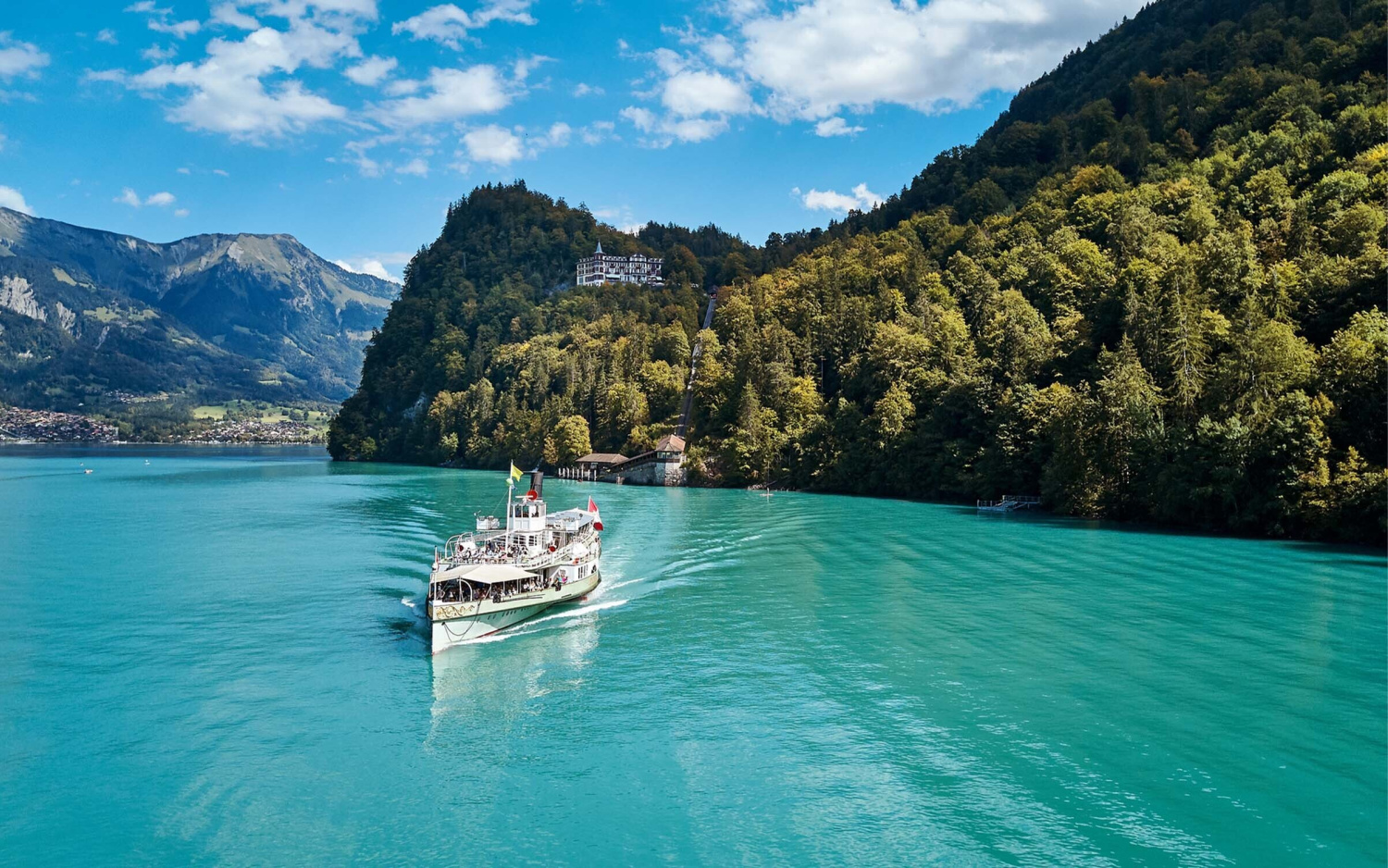 Region grandhotel giessbach brienz swiss historic hotels 01