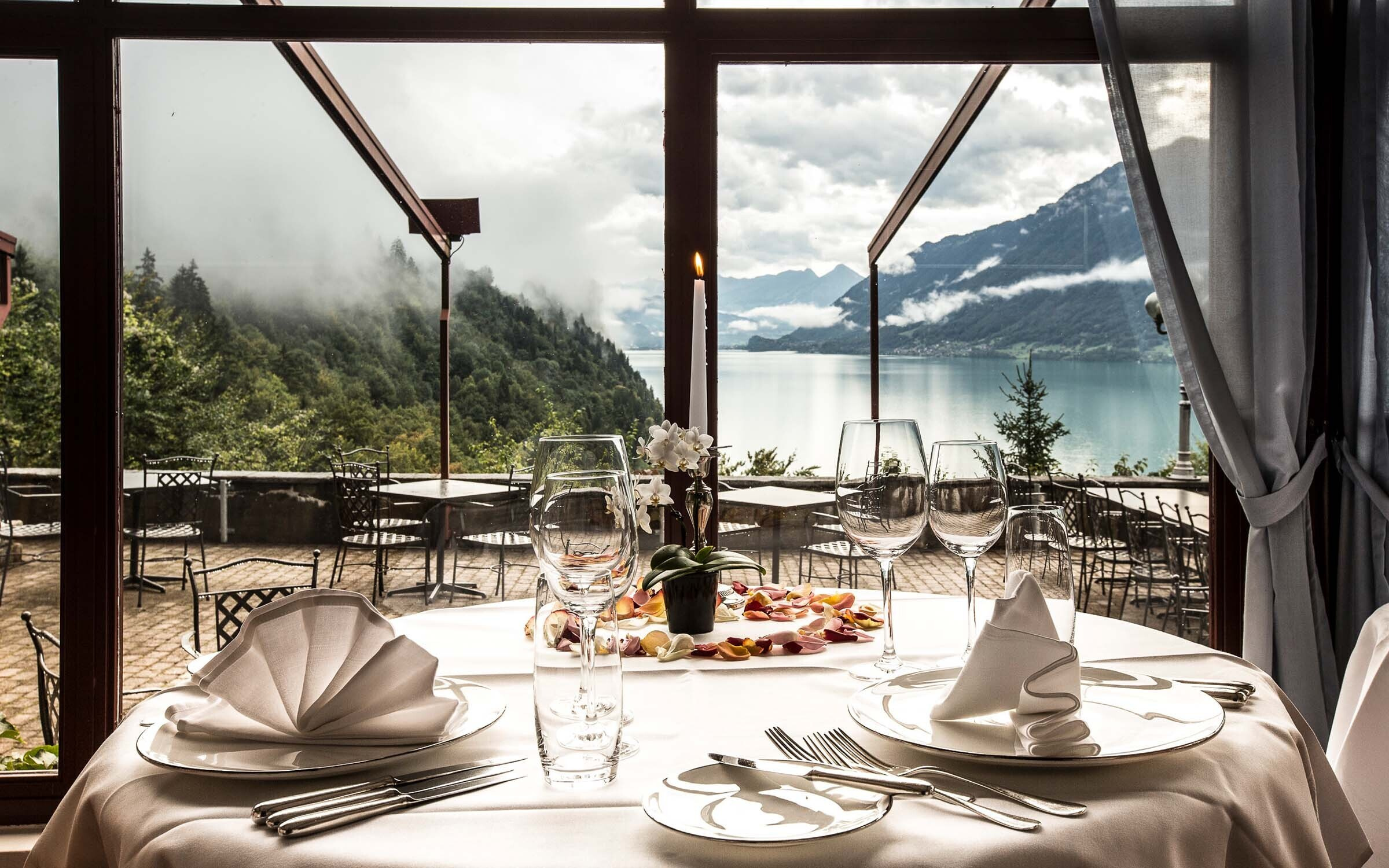 Portrait grandhotel giessbach brienz swiss historic hotels 02