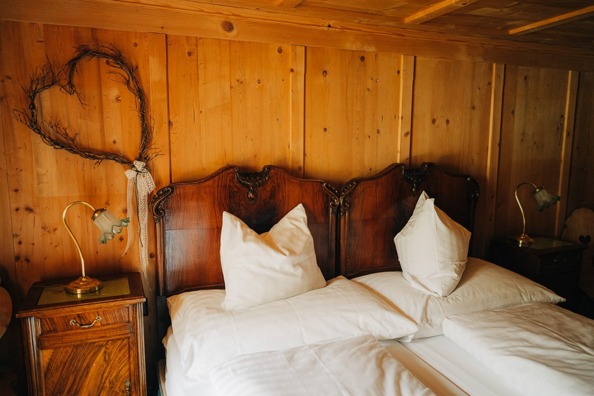 Swisshistorichotels hof zuort3