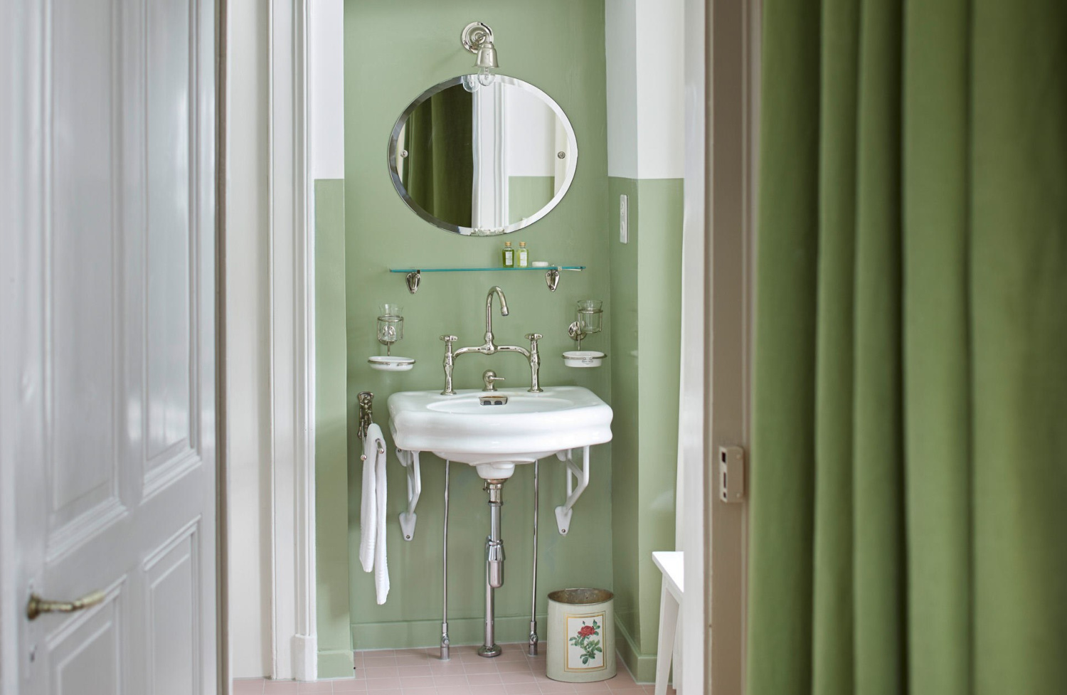 Zimmer bellevue des alpes swiss historic hotels 20