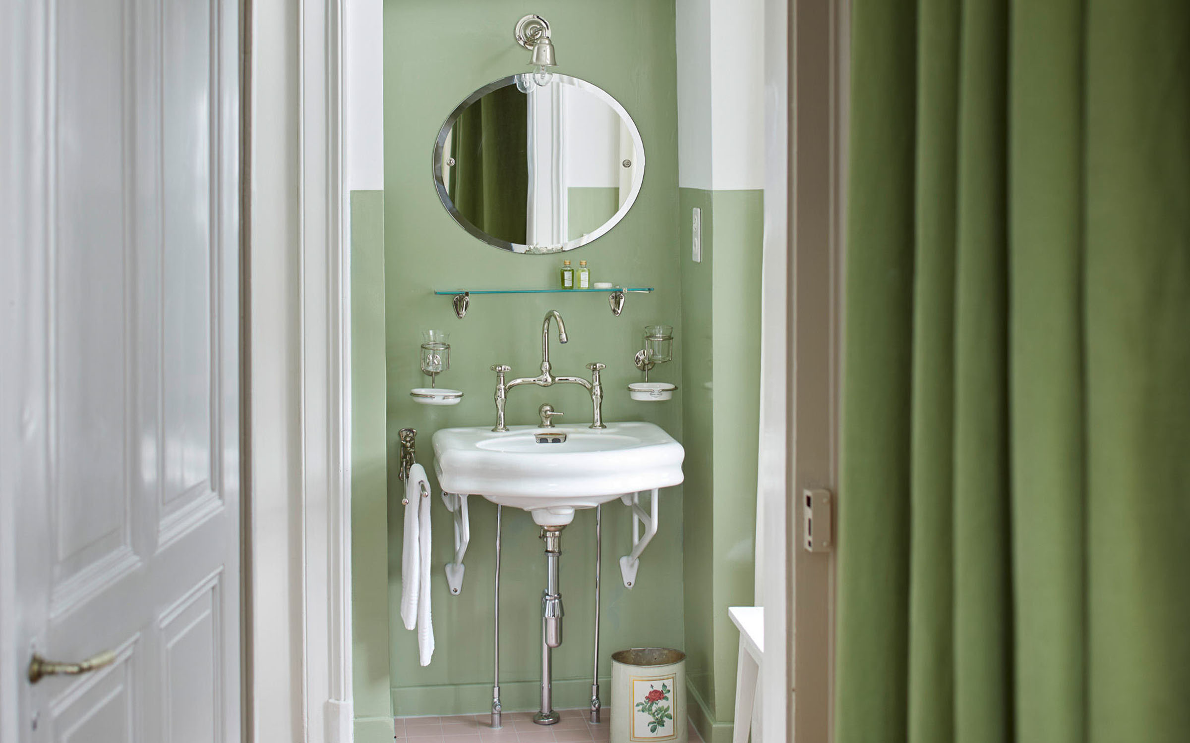 Portrait bellevue des alpes kleine scheidegg swiss historic hotels 03