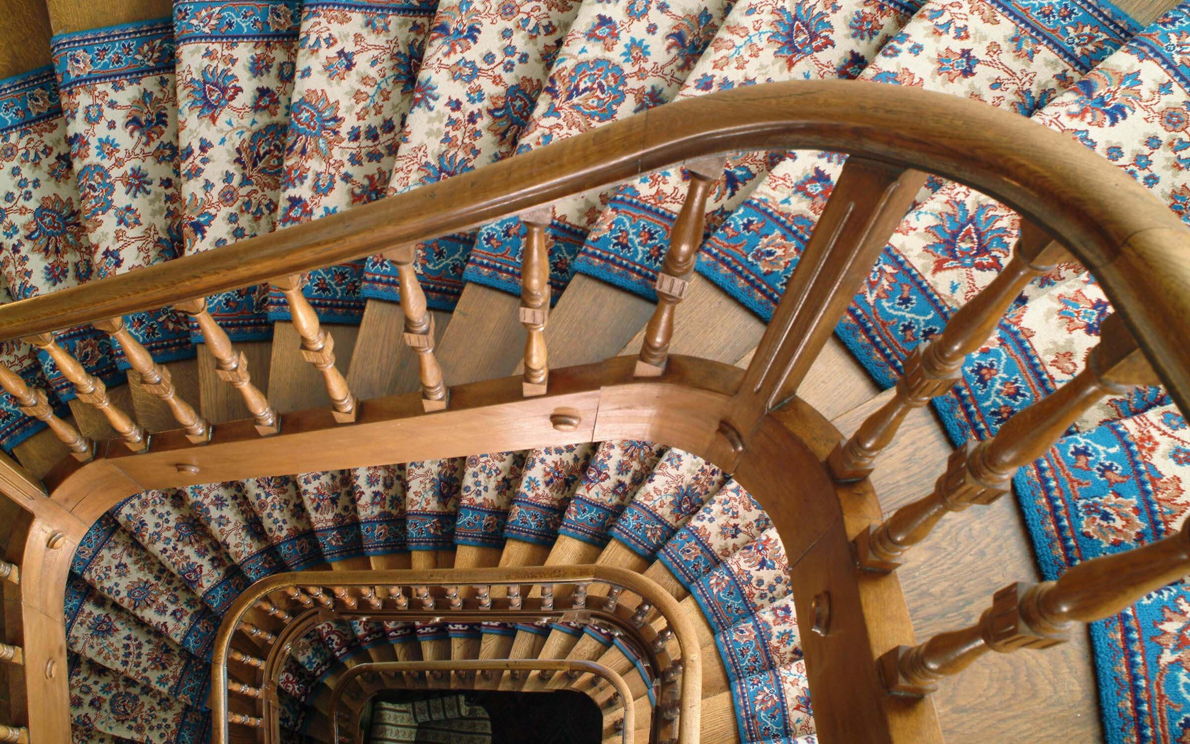 Portrait bellevue des alpes kleine scheidegg swiss historic hotels 08