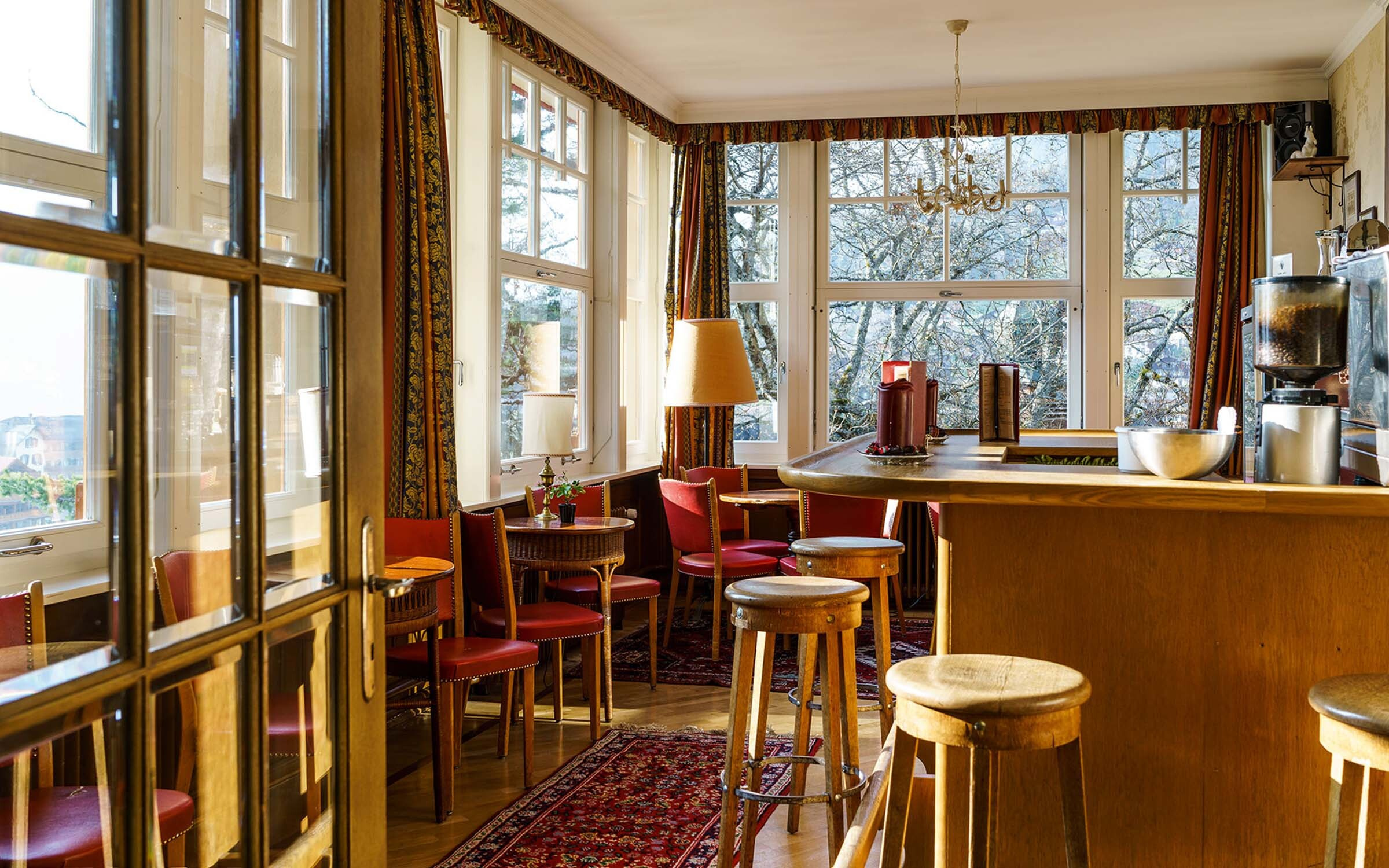 Portrait hotel falken wengen swiss historic hotels 04