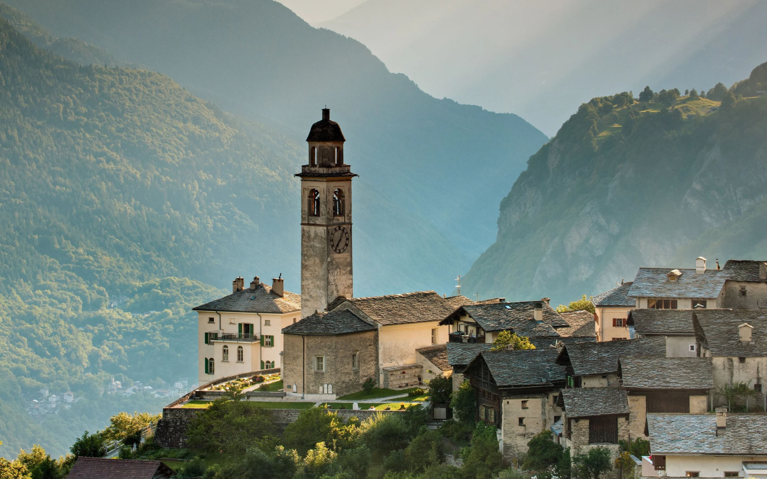 Region hotel palazzo salis soglio swiss historic hotels 01