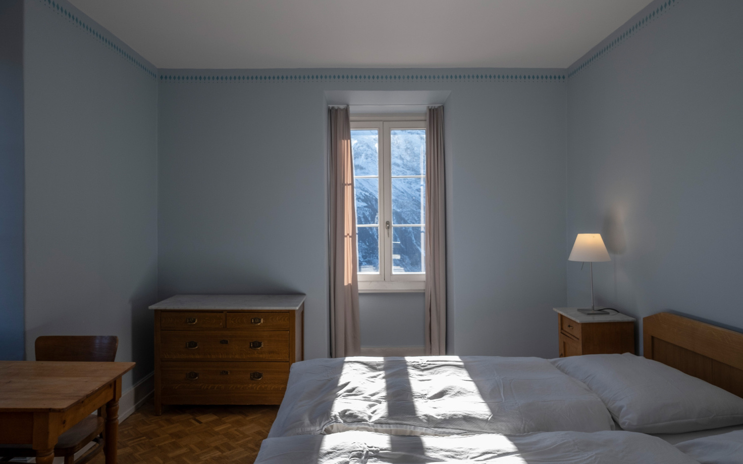 Zimmer muerren regina swiss historic hotels 03