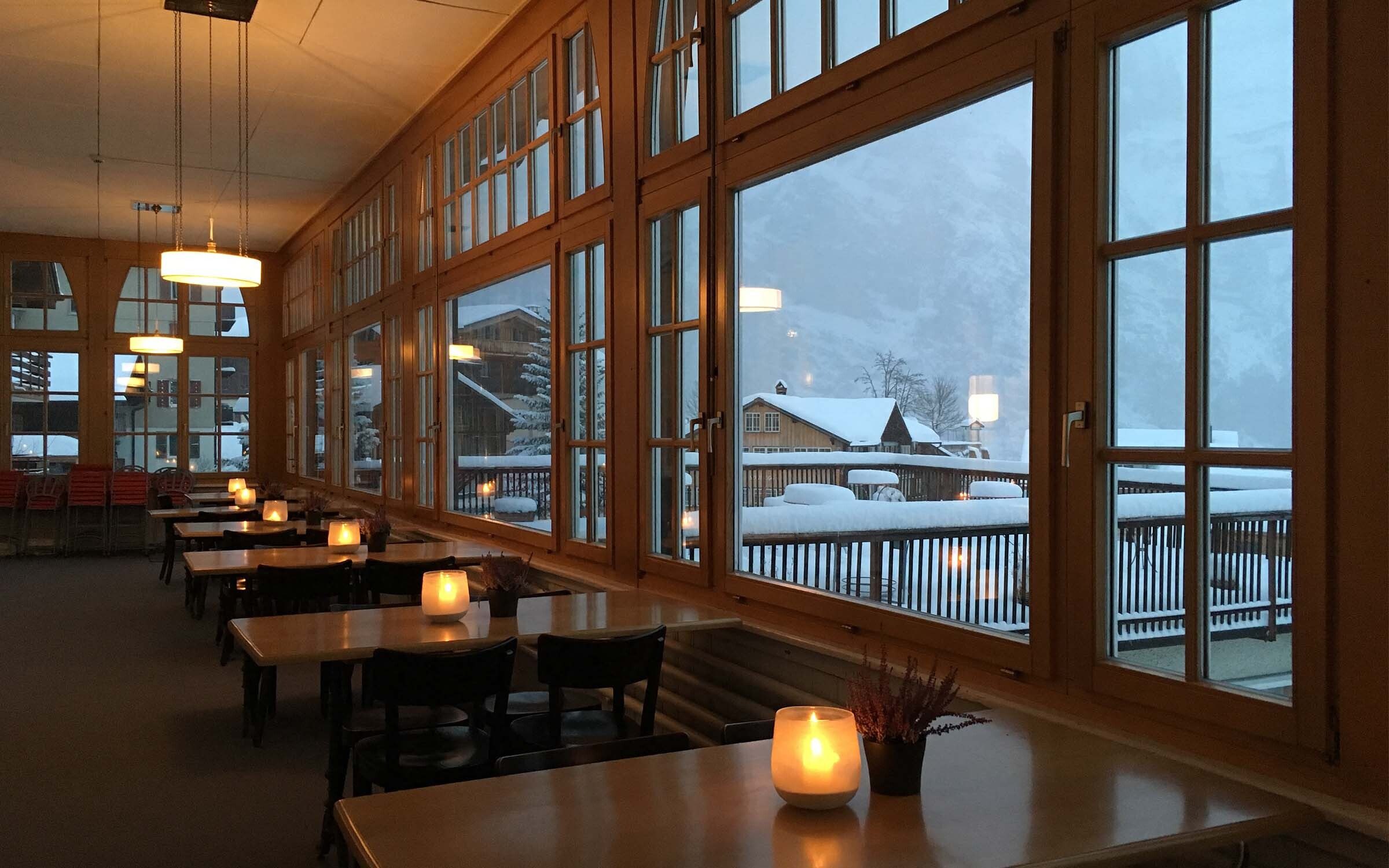 Portrait hotel muerren regina swiss historic hotels 07