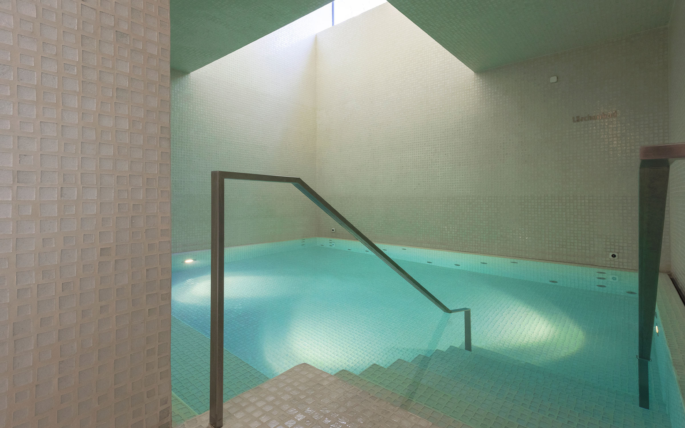 Portrait hotel waldhaus sils swiss historic hotels 06