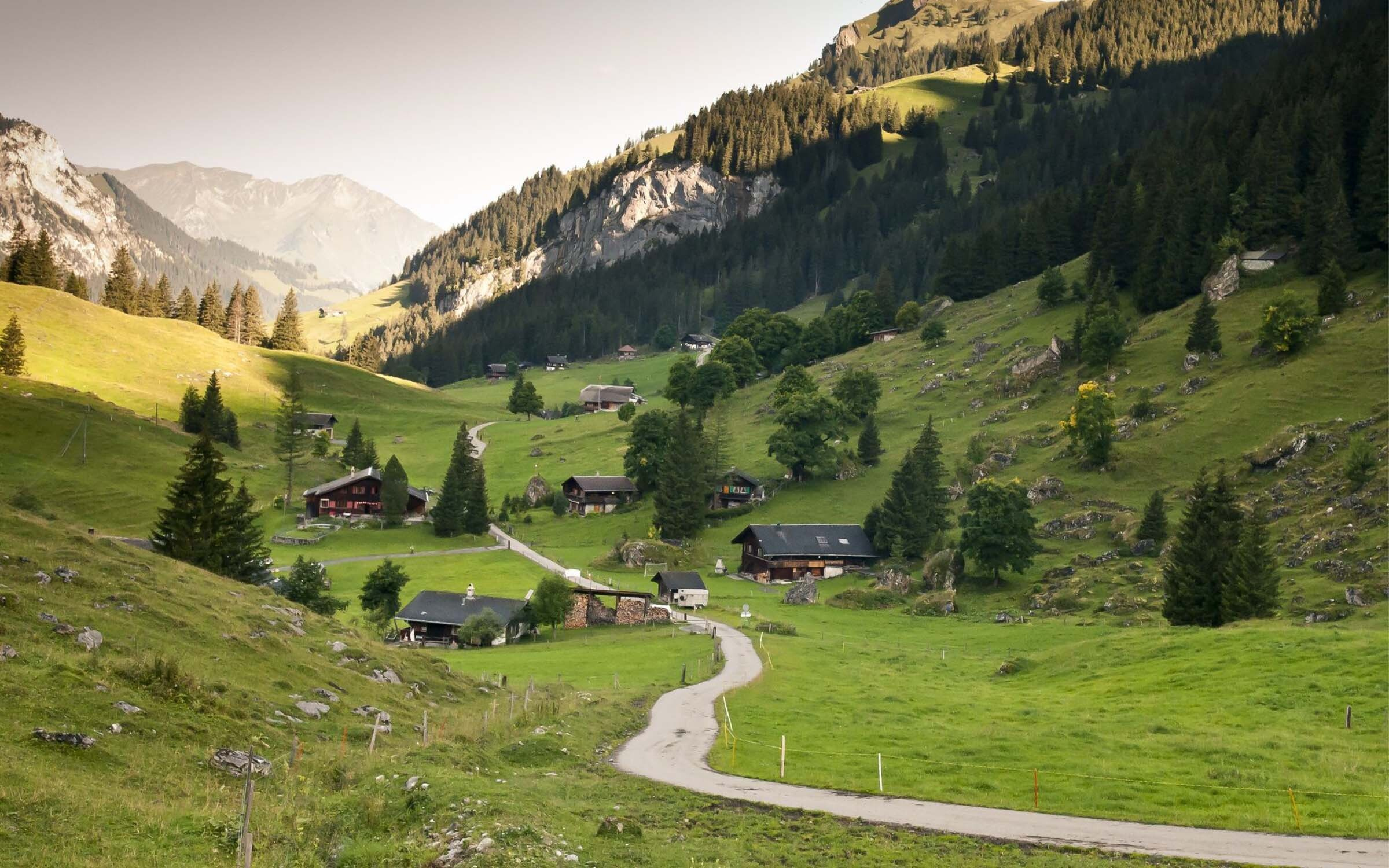 Portrait hotel pension waldrand pochtenalp kiental swiss historic hotels 01