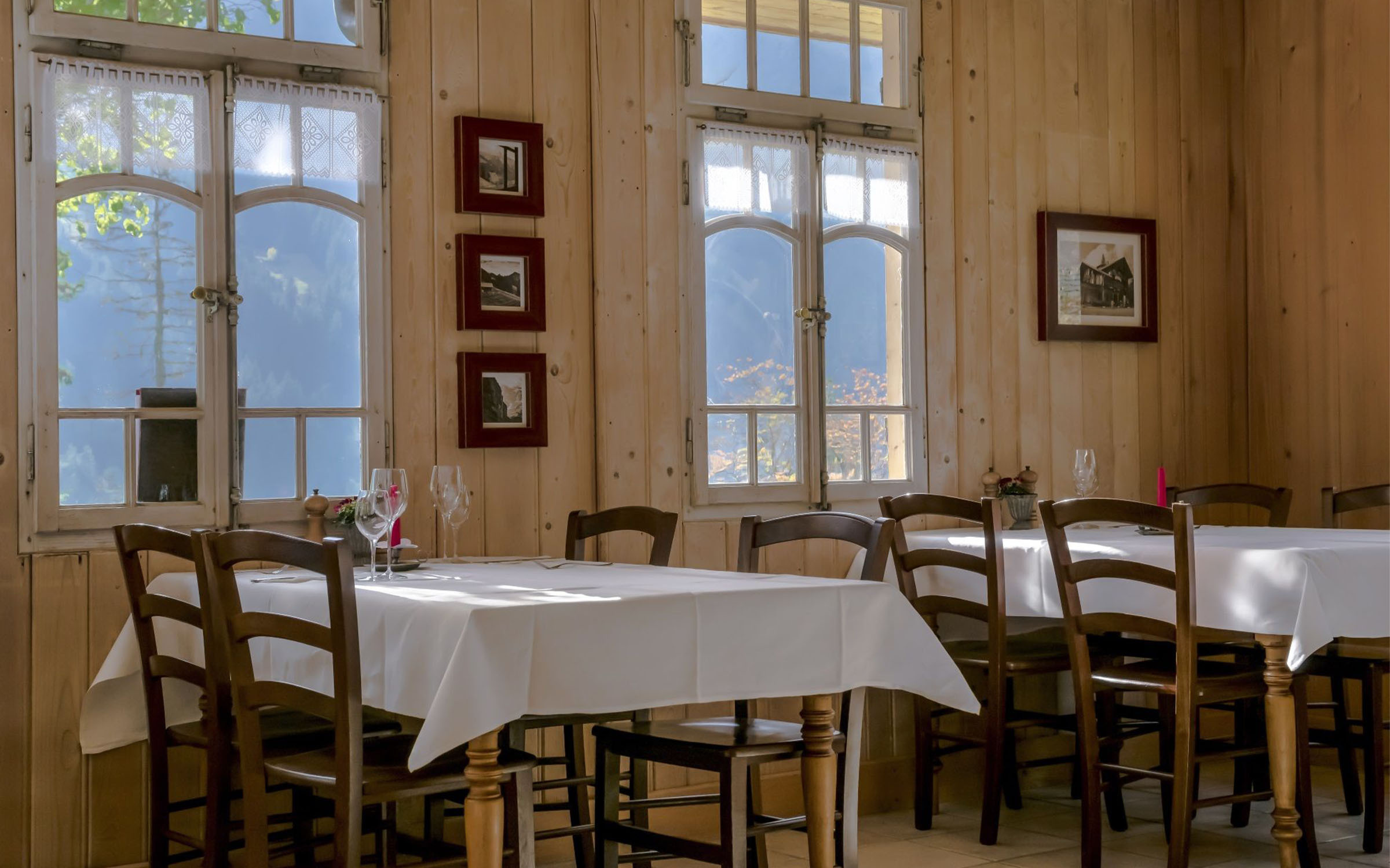 Portrait hotel pension waldrand pochtenalp kiental swiss historic hotels 02