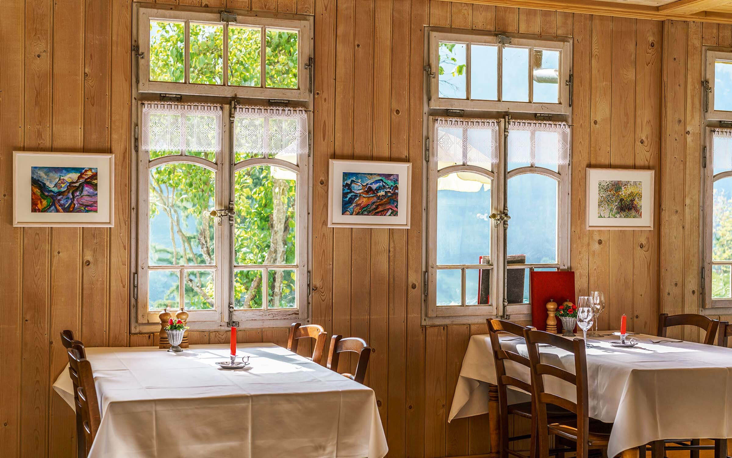 Portrait hotel pension waldrand pochtenalp kiental swiss historic hotels 09