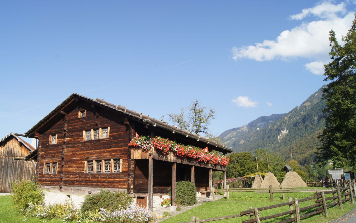 Region hotel paxmontana flueli ranft swiss historic hotels 04