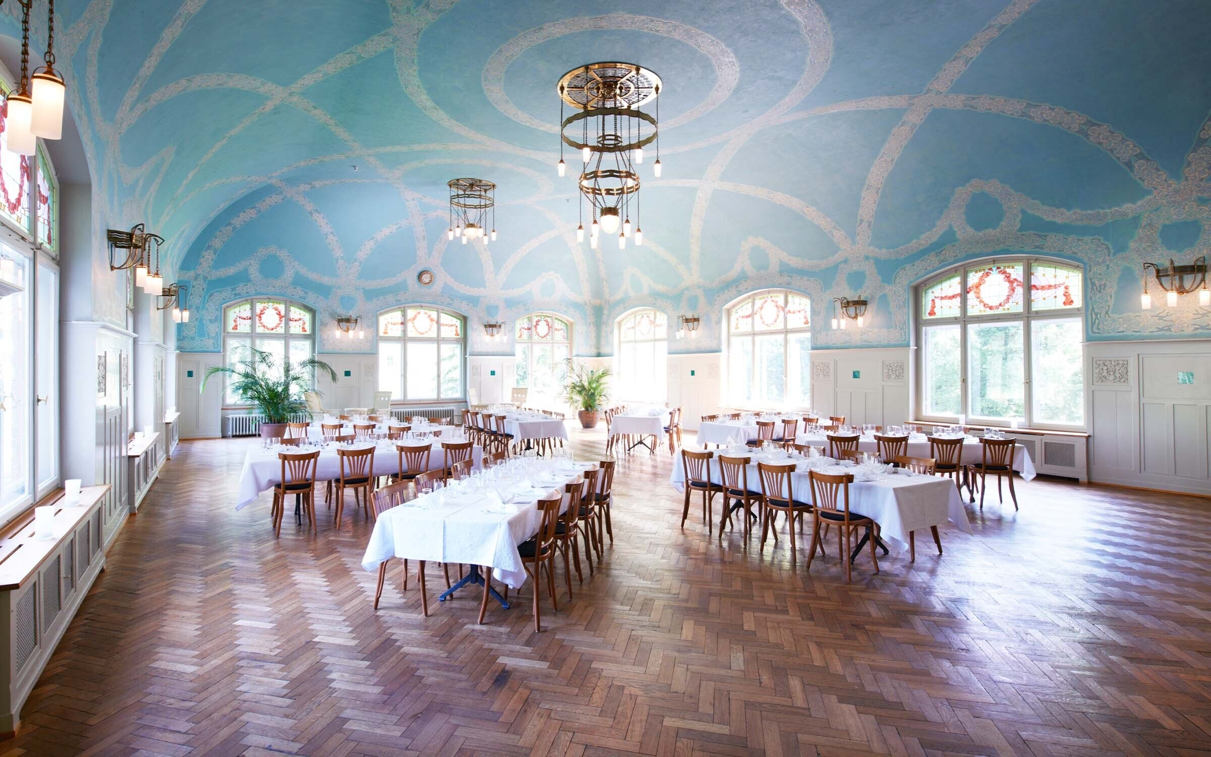 Portrait kurhaus berguen swiss historic hotels 05
