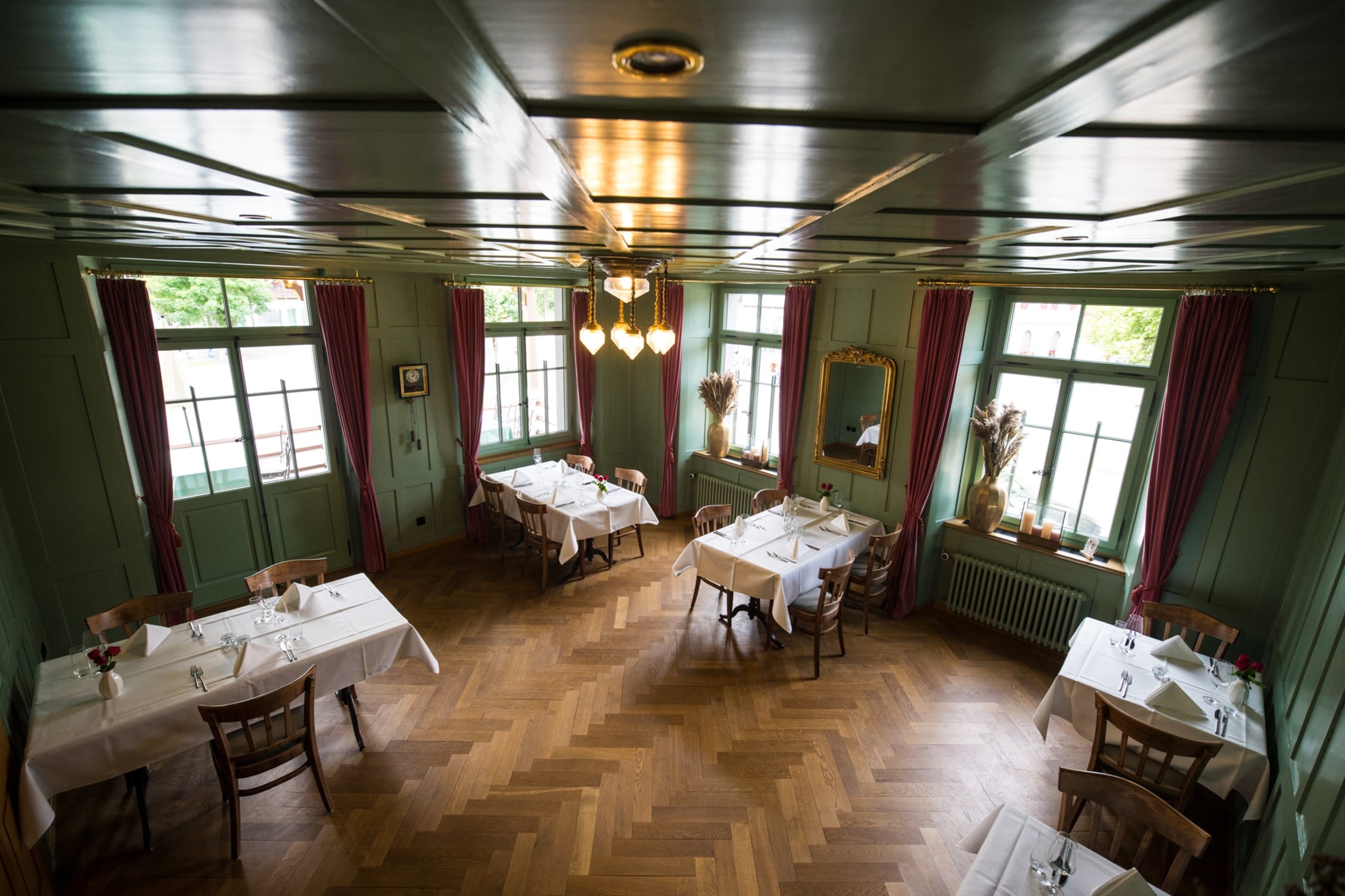 Portrait hotel kurhaus fluehli swiss historic hotels 04