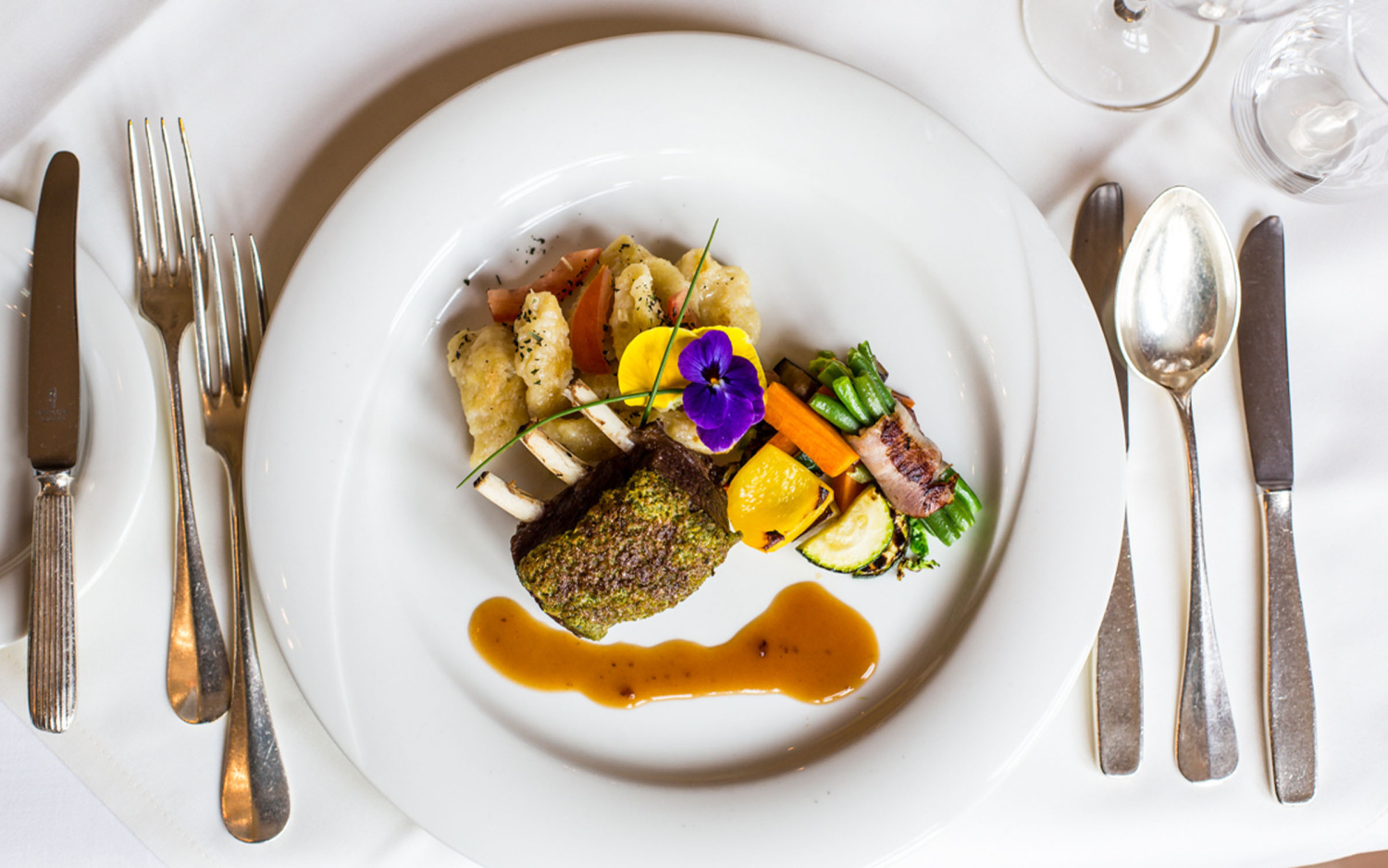 Kulinarik hotel meisser guarda swiss historic hotels 04