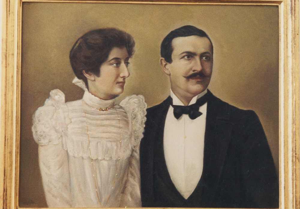 Geschichte Hochzeitsfoto Mengia Daniel Schmidt Schweizerhof Flims