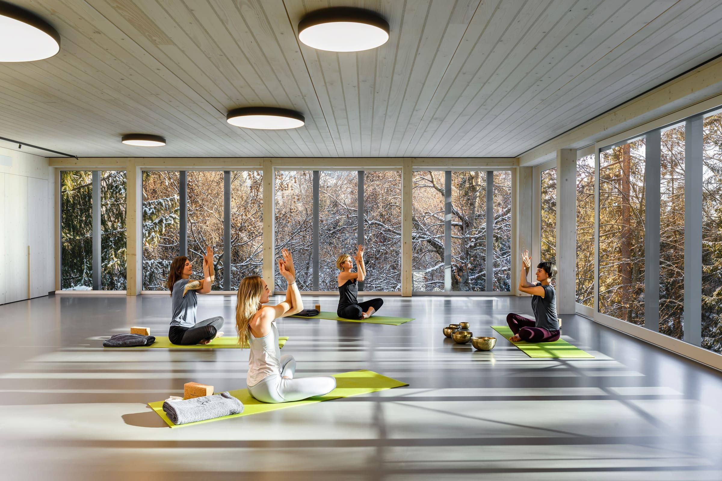 Portraet schweizerhof flims 11 swiss historic hotels