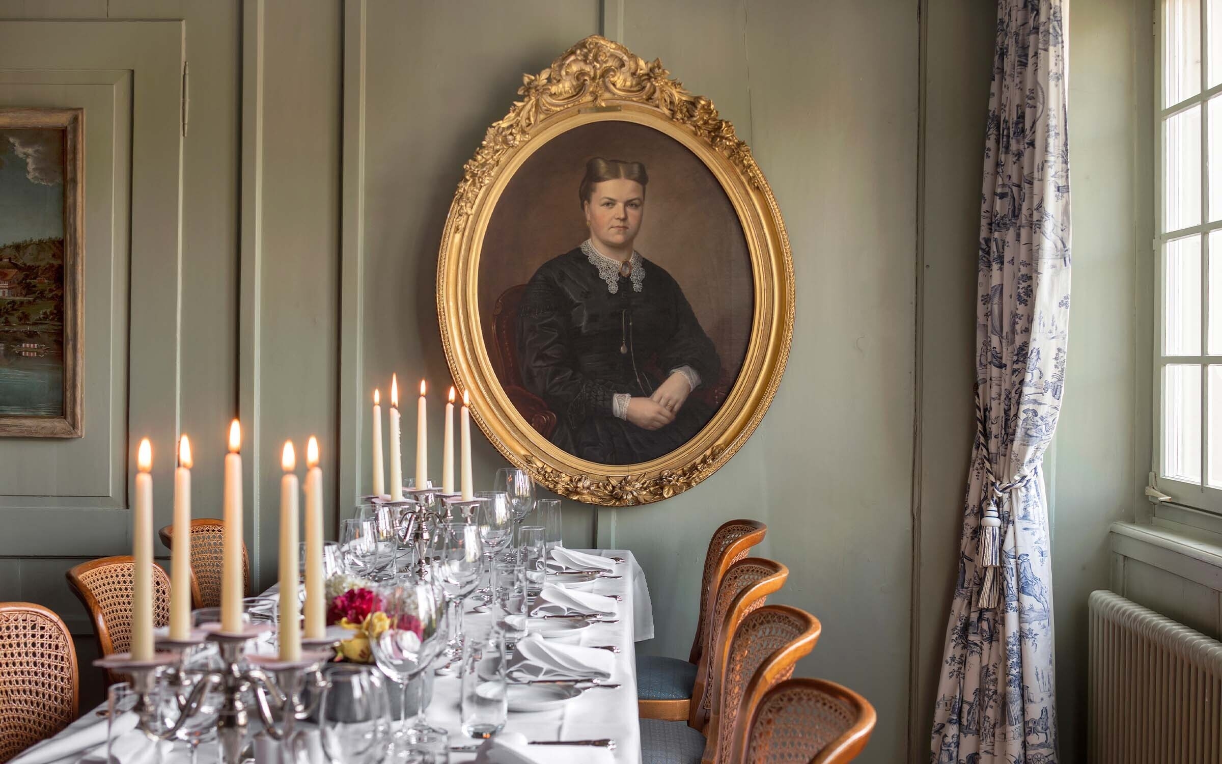 Portrait romantik seehotel sonne kuesnacht swiss historic hotels 05