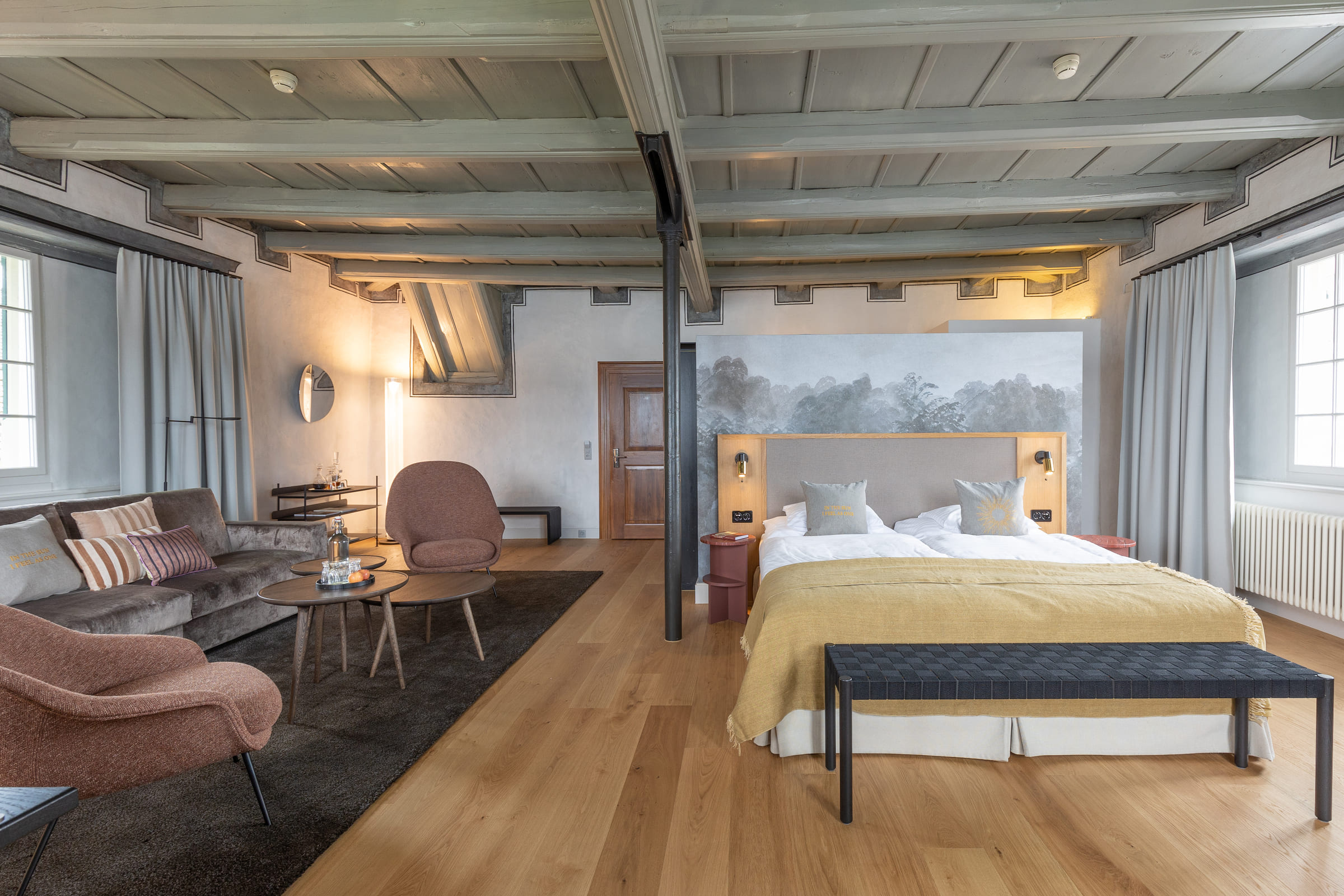 Swisshistorichotels sonne kuesnacht portrait24