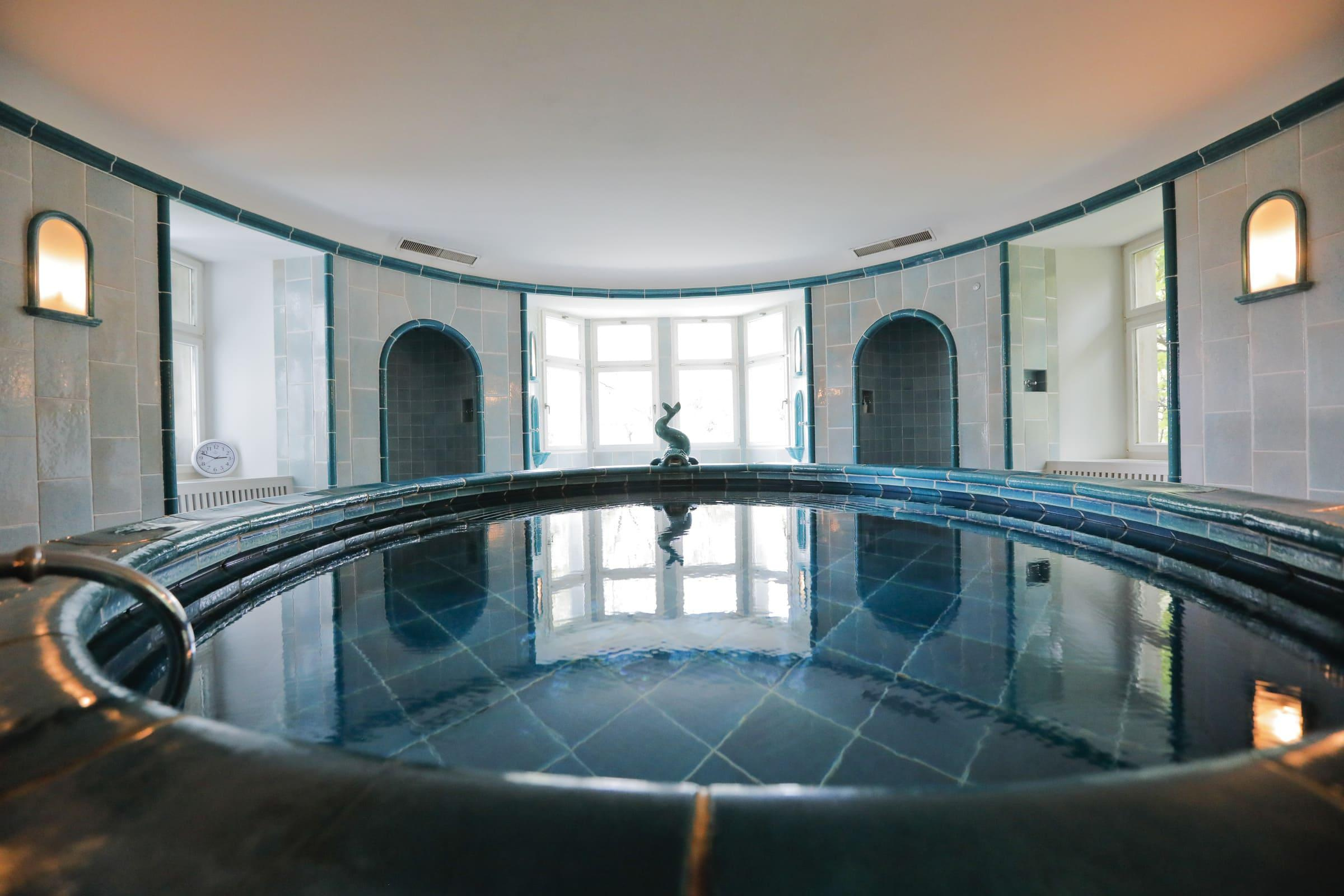 Portrait schloss wartegg swiss historic hotels10